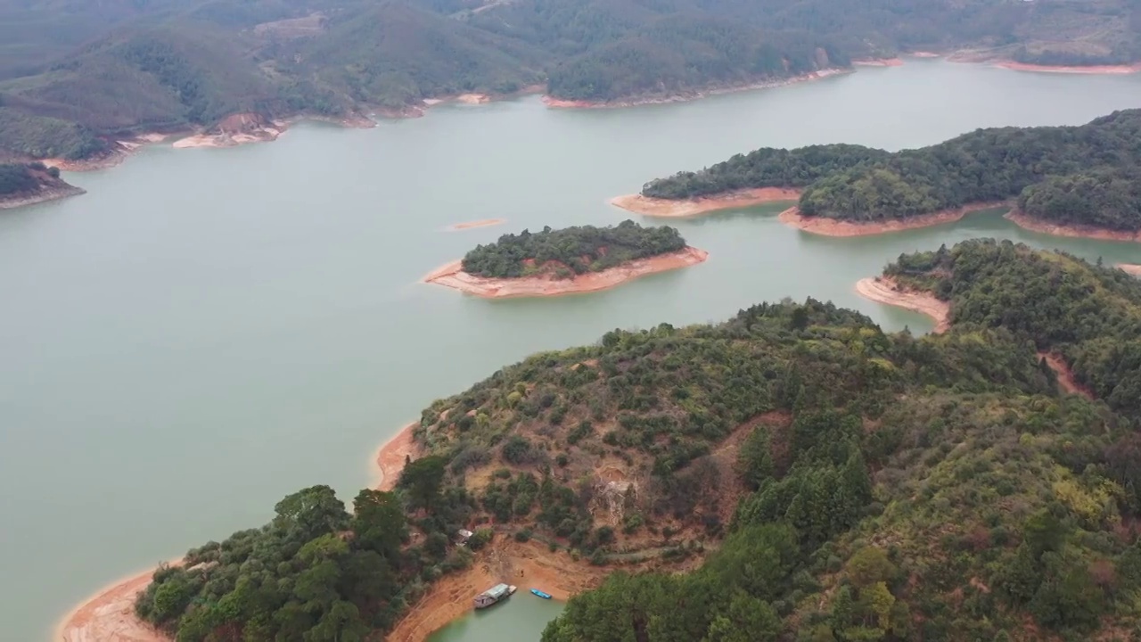 航拍贺州钟山碧溪湖视频素材