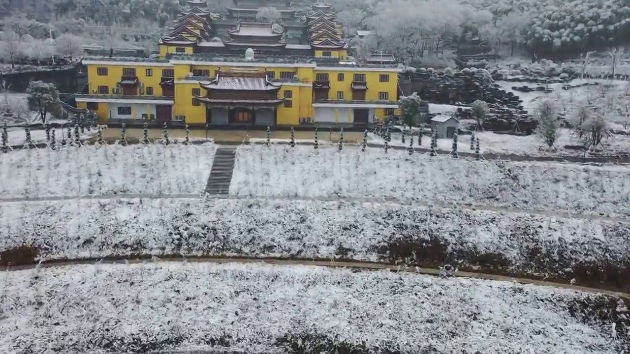 秦淮河源头，鸡鸣寺下院，南京溧水东庐观音寺的观音像视频素材