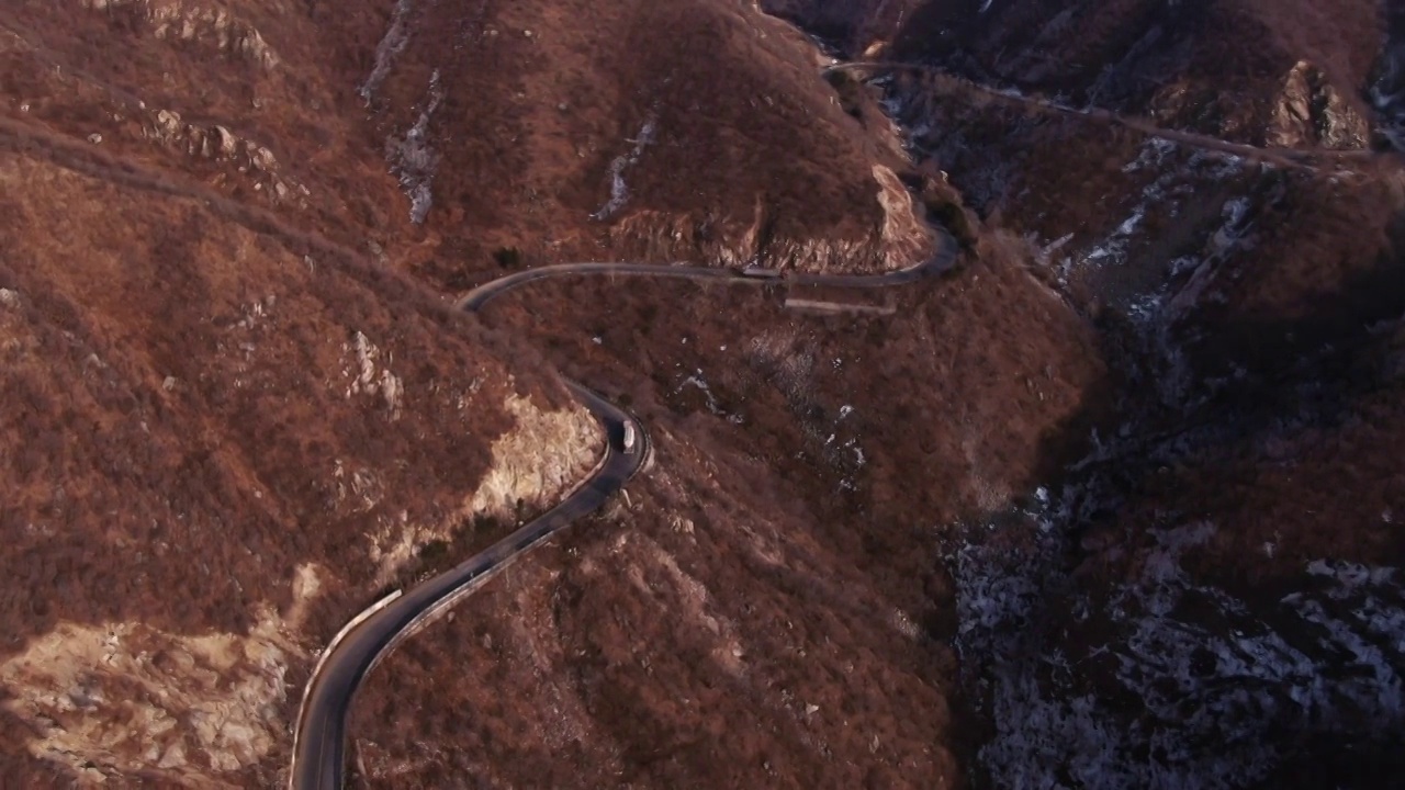 航拍北京门头沟山区道路G109国道视频素材