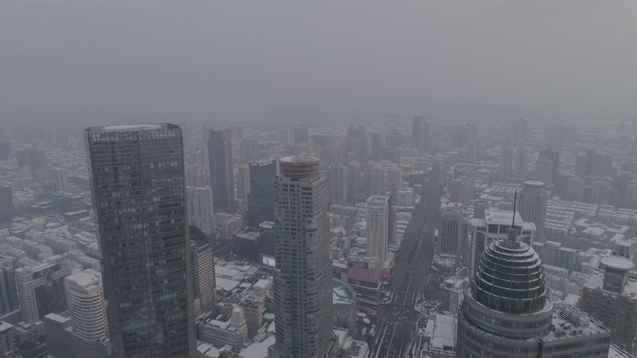 航拍中国南京新街口雪景视频下载