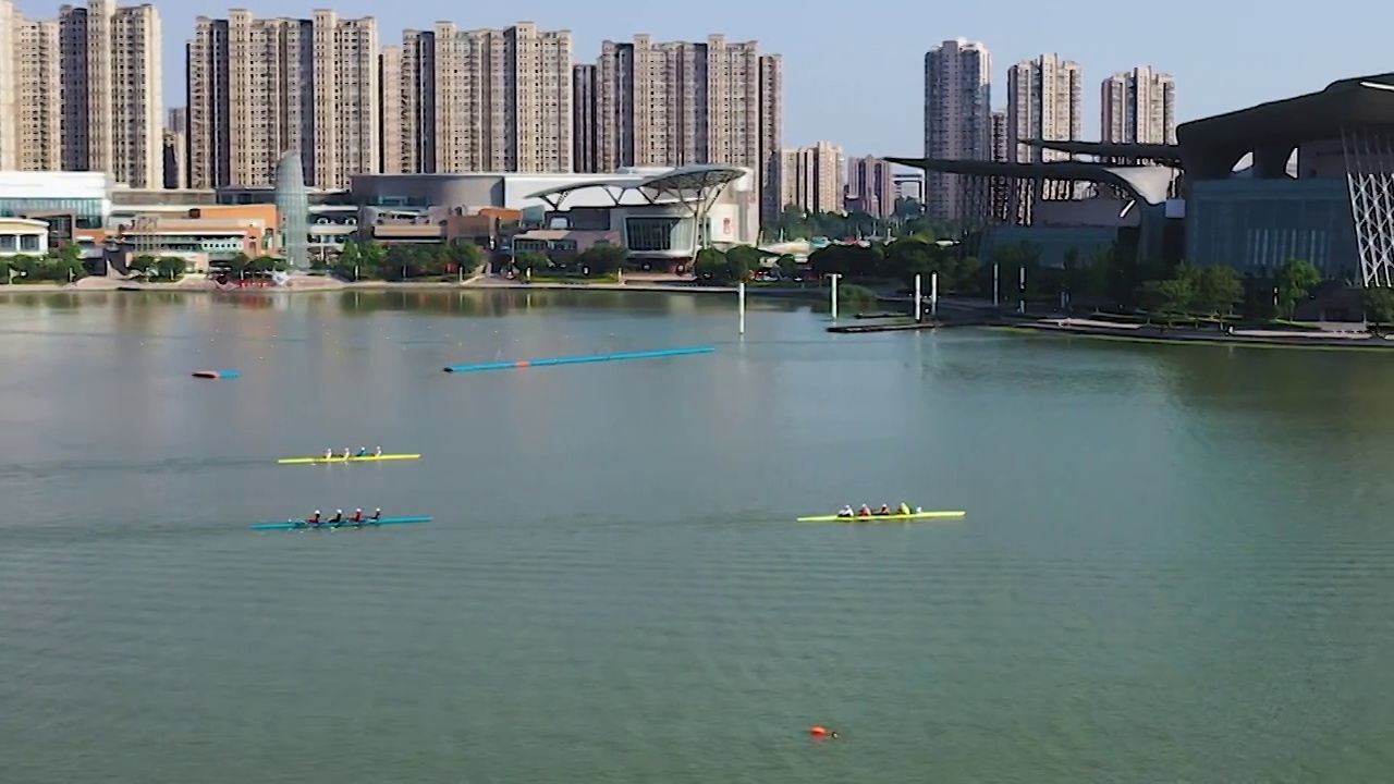 航拍江苏省无锡市蠡湖皮划艇运动视频素材