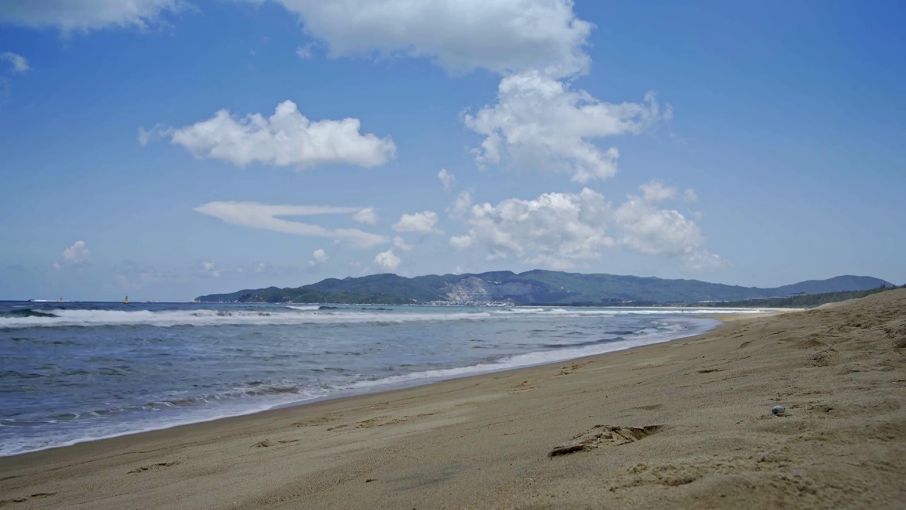 海南三亚海棠湾沙滩风景视频素材