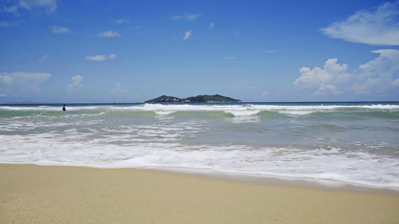 海南三亚海棠湾沙滩风景视频素材