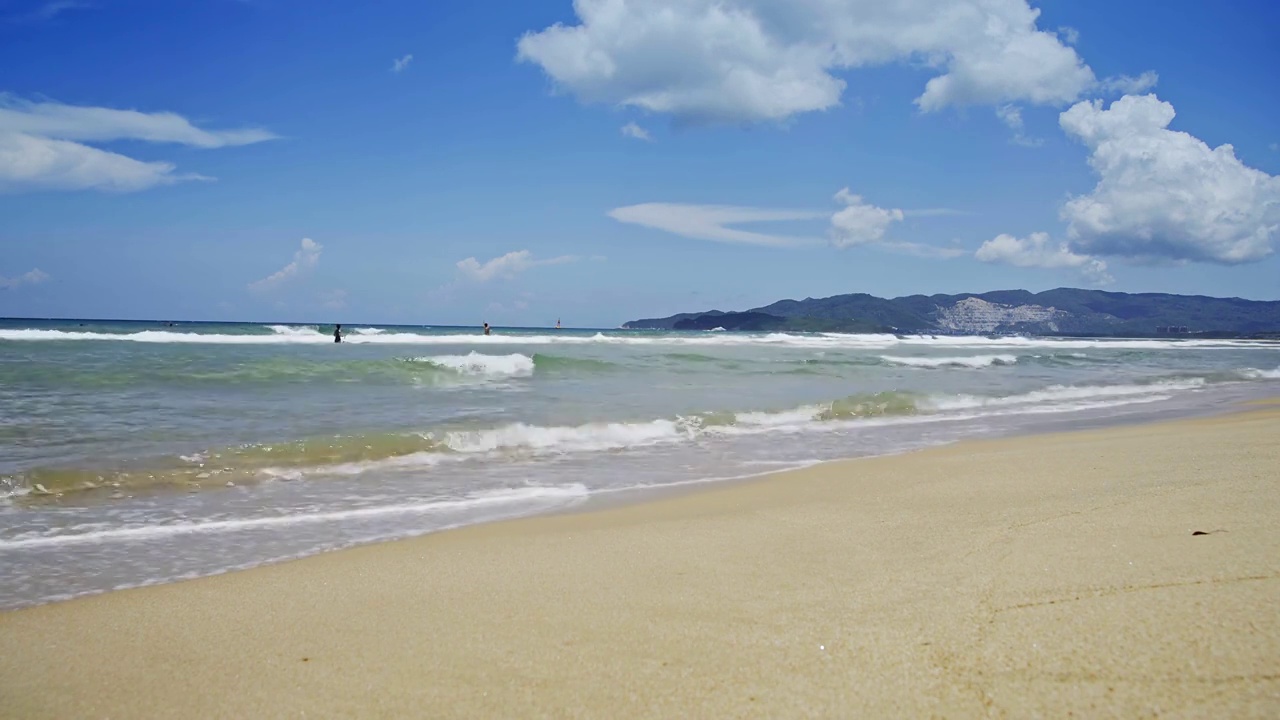 海南三亚海棠湾沙滩风景视频素材