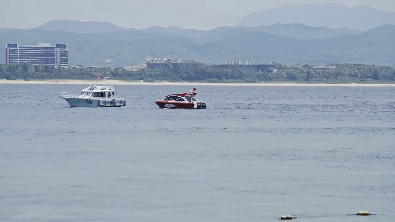 海南蜈支洲岛海上游艇视频素材