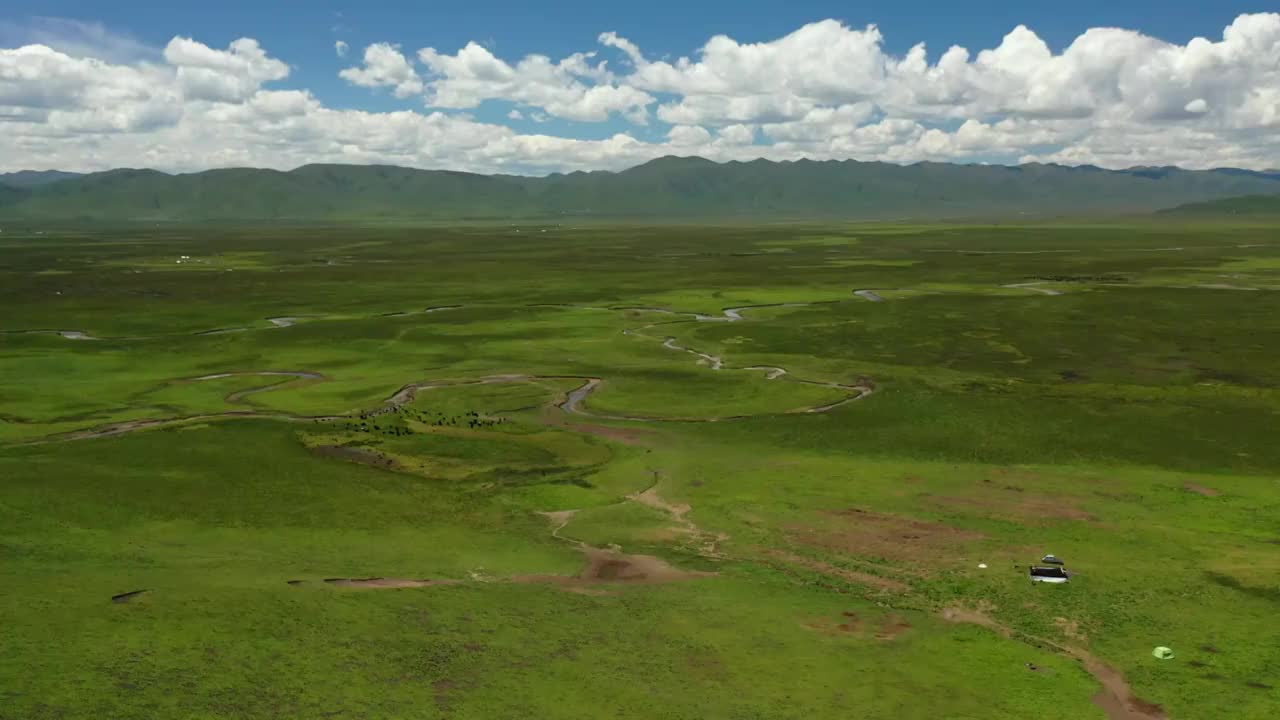 甘肃甘南州玛曲阿万仓湿地草原河流自然风光视频素材