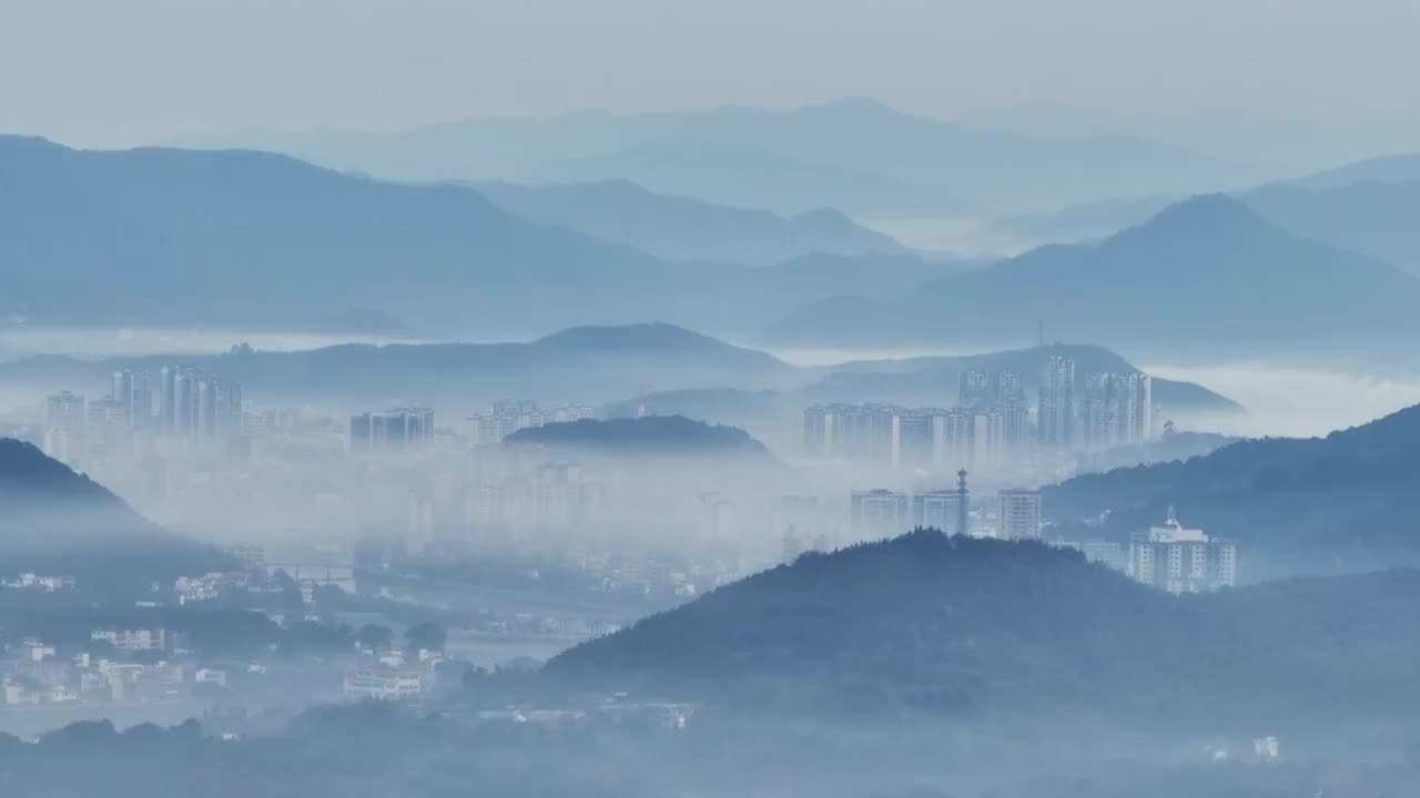 仁华市区清晨晨雾视频素材