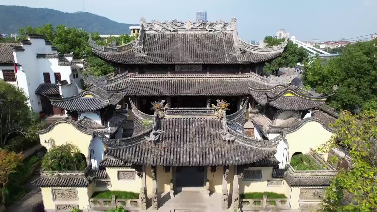 航拍绍兴诸暨著名景点西施故里风景区西施庙视频素材