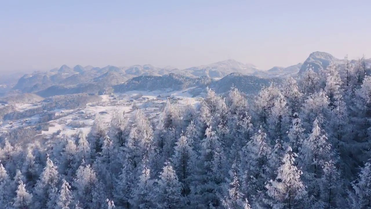 4k航拍恩施雪山雾凇风光视频素材