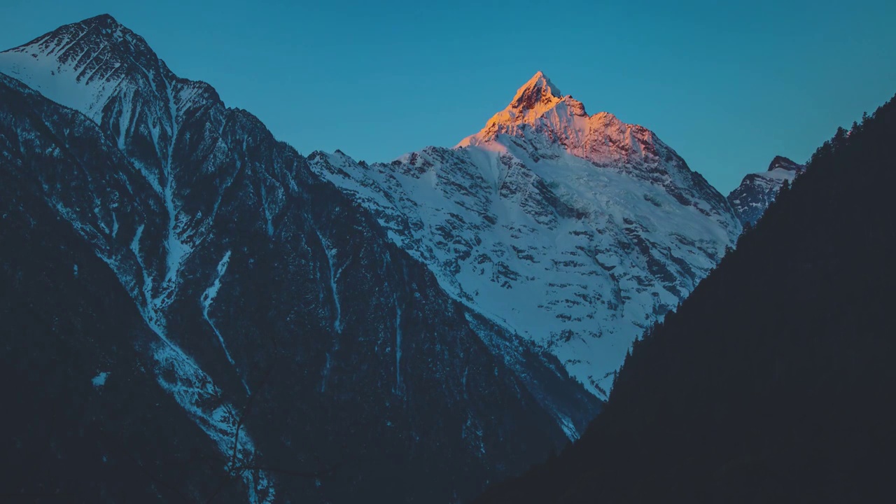 云南之美，梅里雪山，日照金山，银河，星空（合集）视频素材