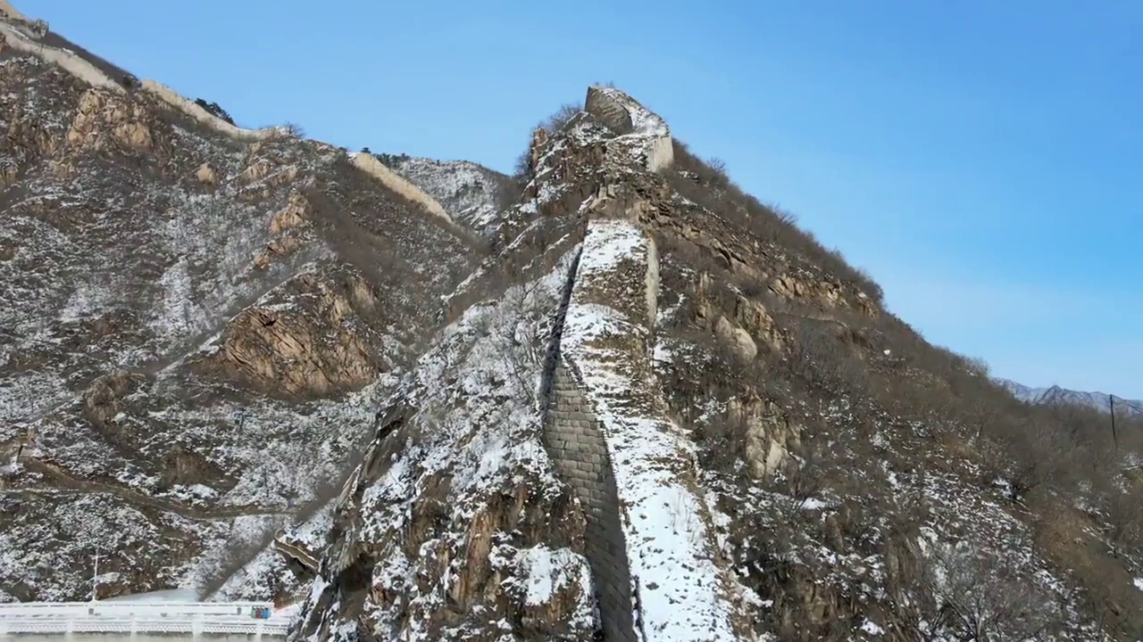 雪后天晴水长城视频素材