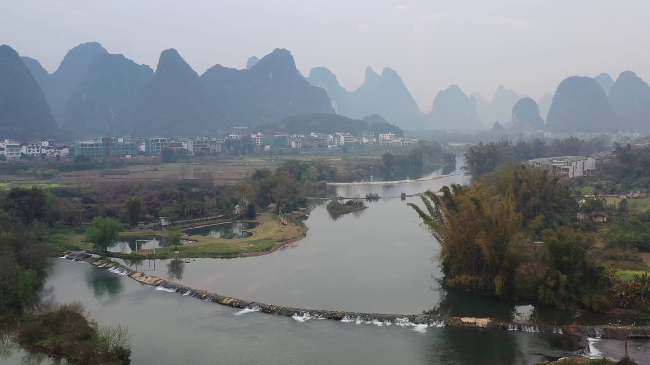 航拍桂林阳朔遇龙河视频素材