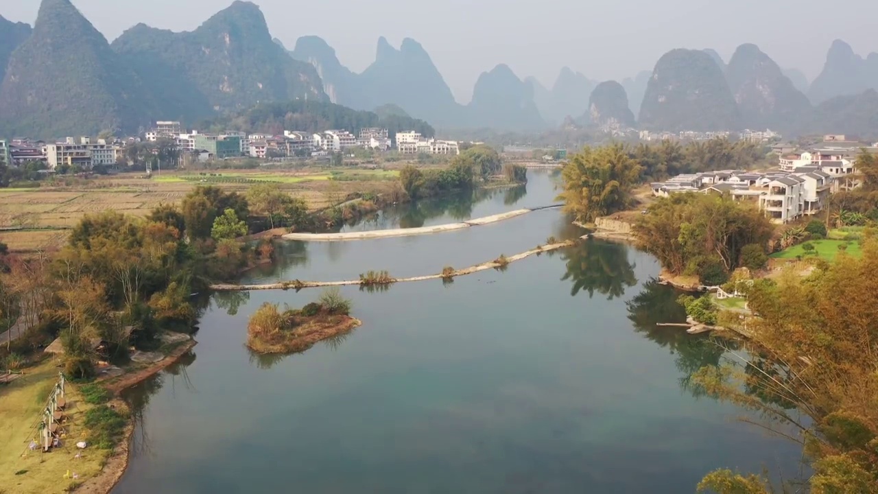 航拍桂林阳朔遇龙河视频素材