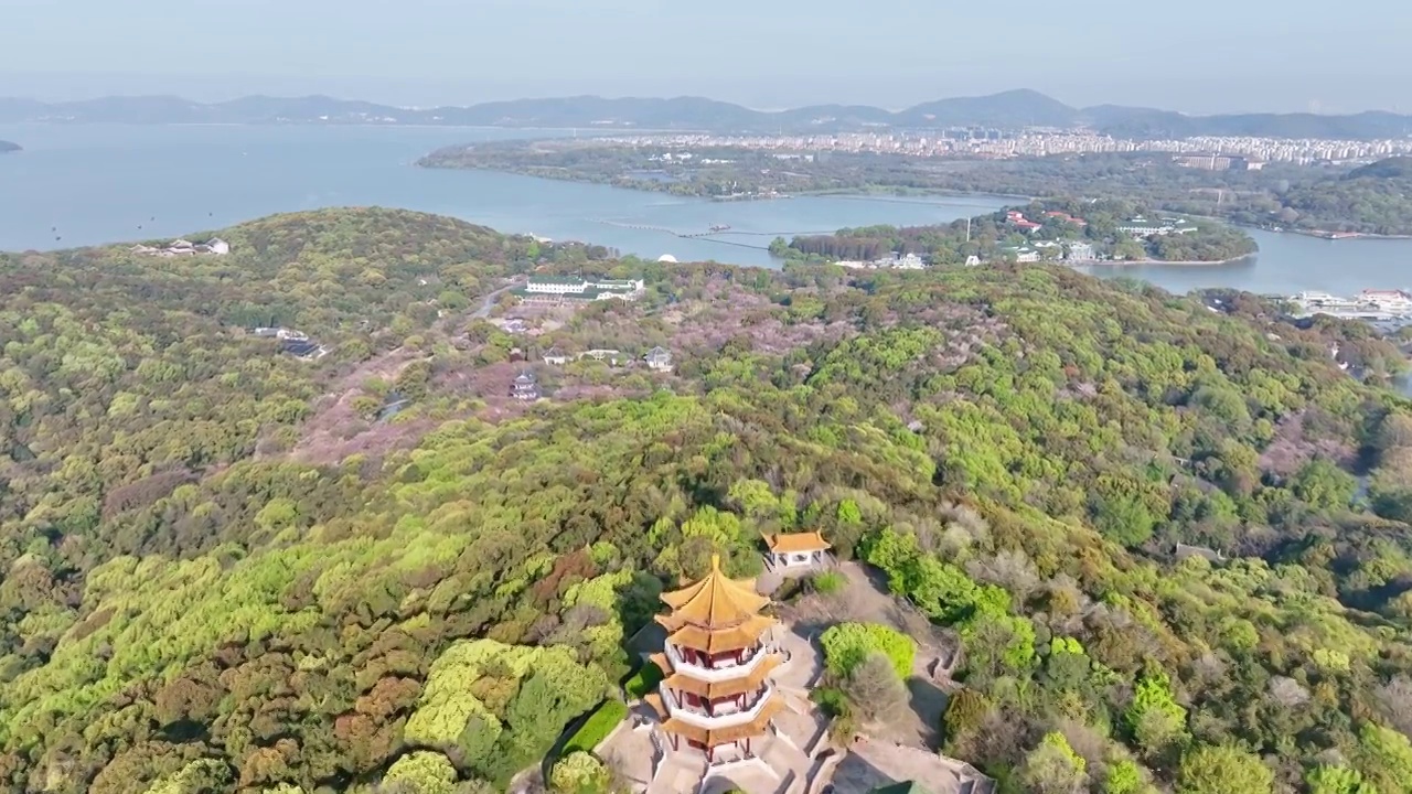 太湖鼋头渚风景区 鹿顶山俯瞰视频素材