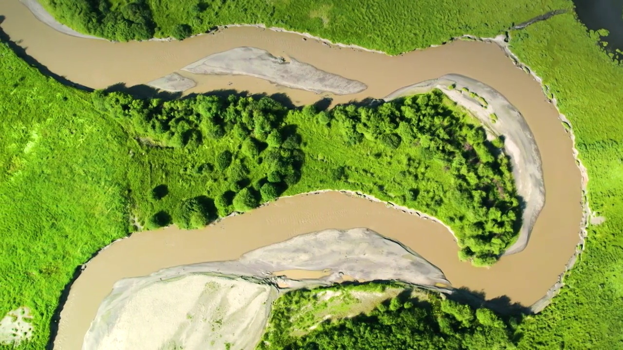 航拍大草原湿地河流纹理视频素材