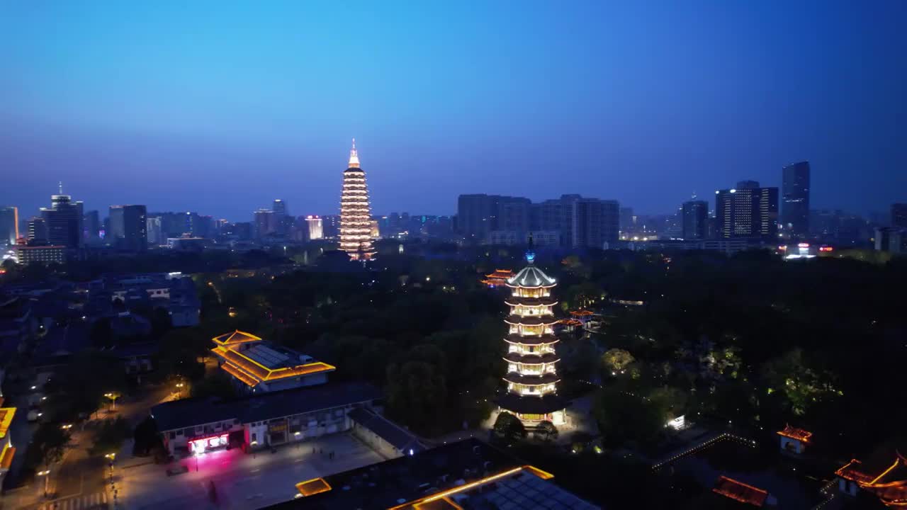 常州天宁宝塔-夜景航拍视频素材