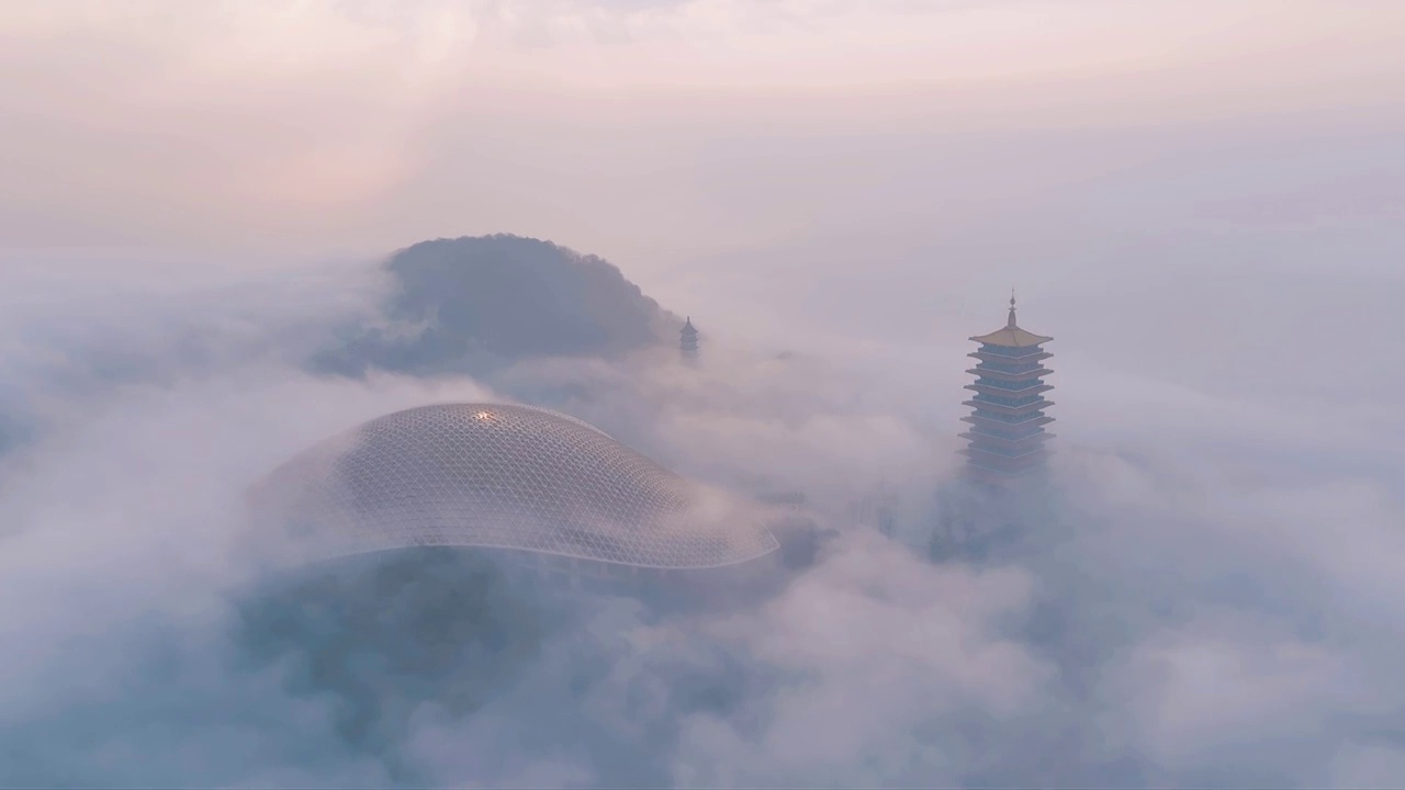 牛首山晨雾，江苏南京江宁区牛首山视频素材