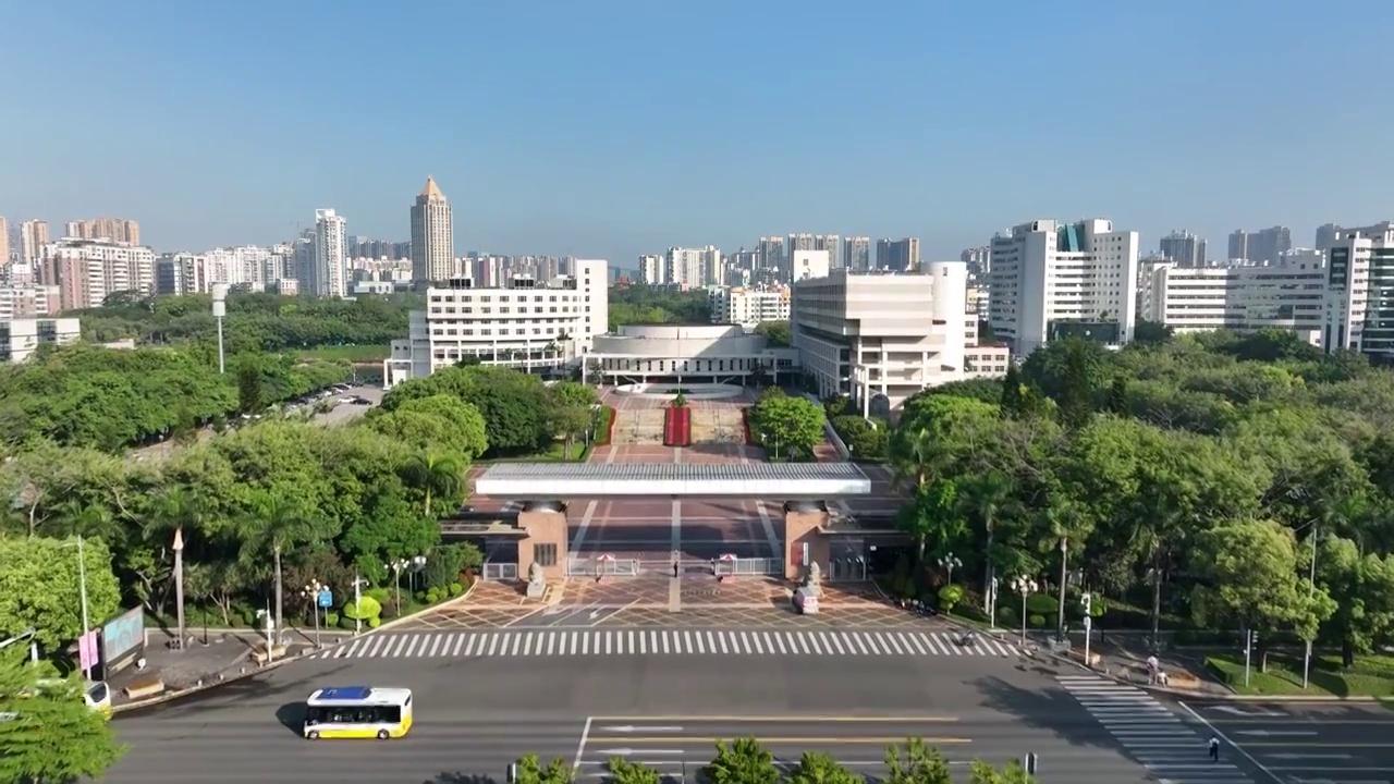 航拍深圳龙岗区政府视频素材