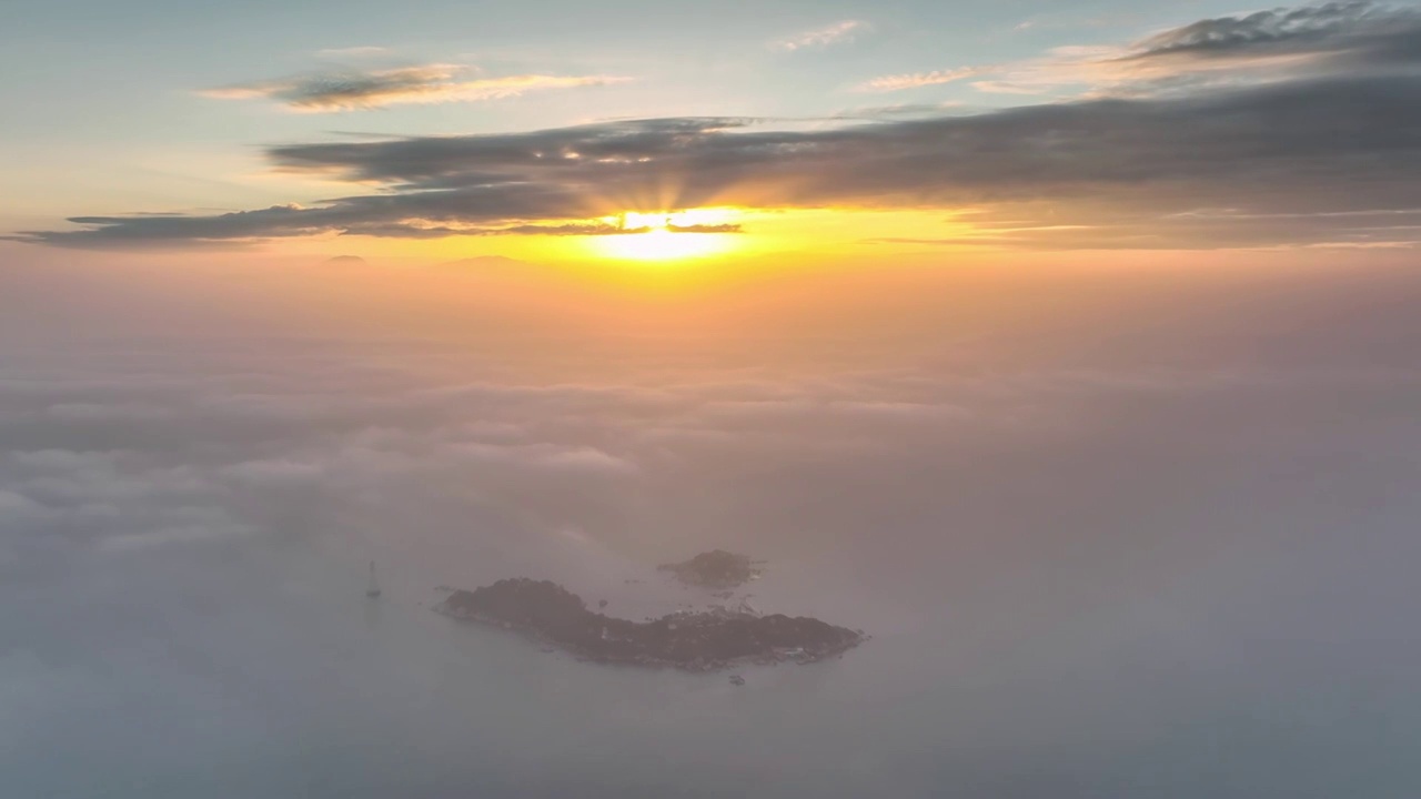 巽寮湾海上的落日云海视频素材