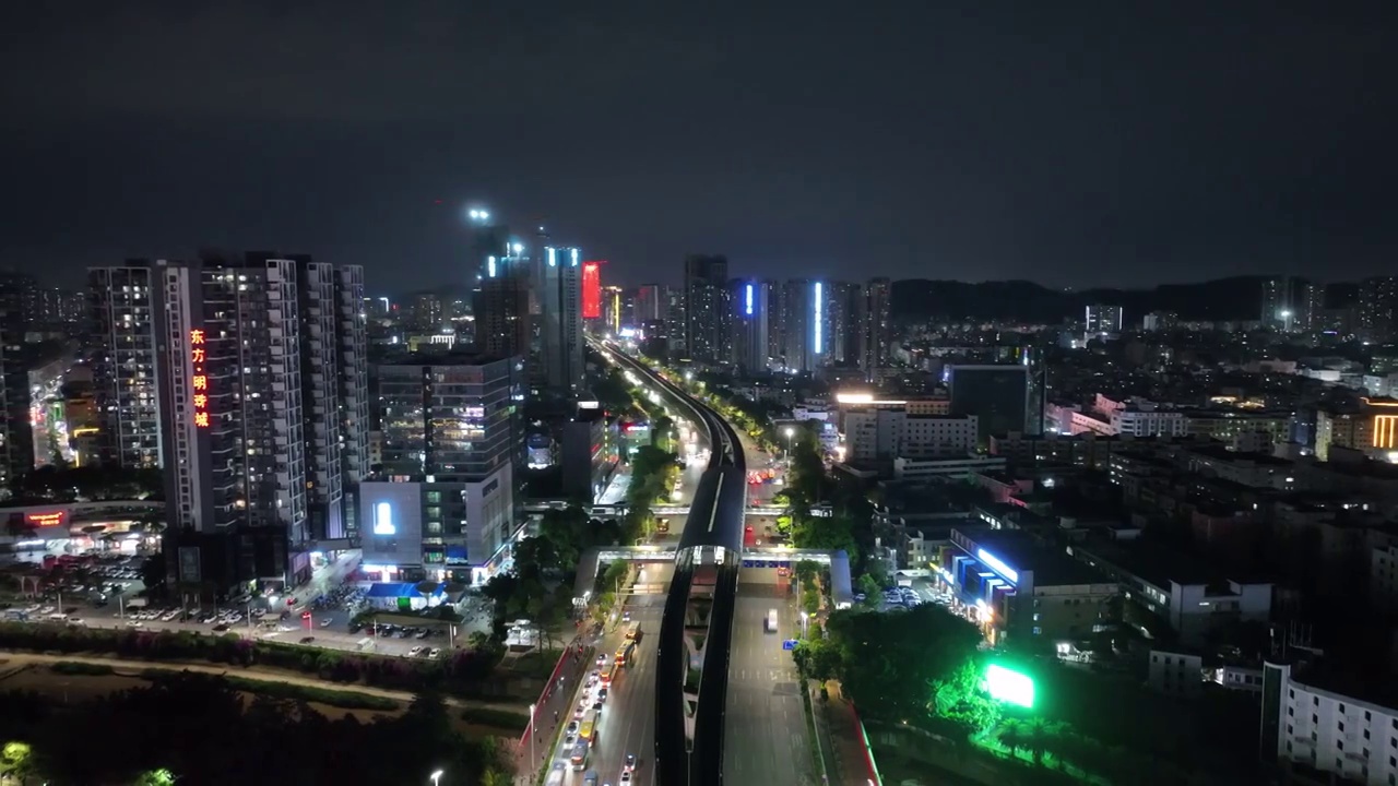 4K正版-航拍深圳龙翔大道夜景晚高峰车流视频素材