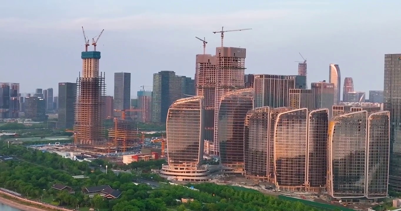 航拍杭州钱塘江沿岸城市建筑风景视频素材