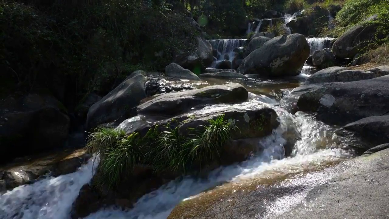 山间流水视频素材