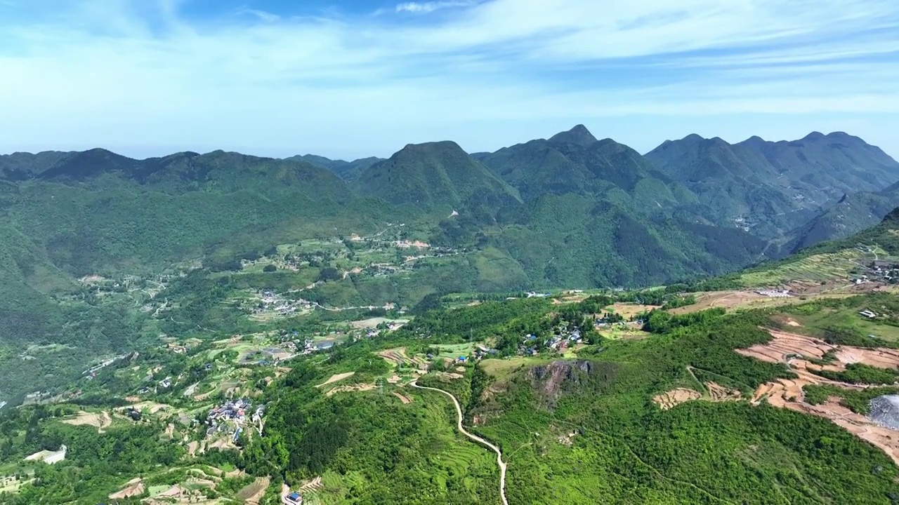 航拍乡村山水风光视频素材