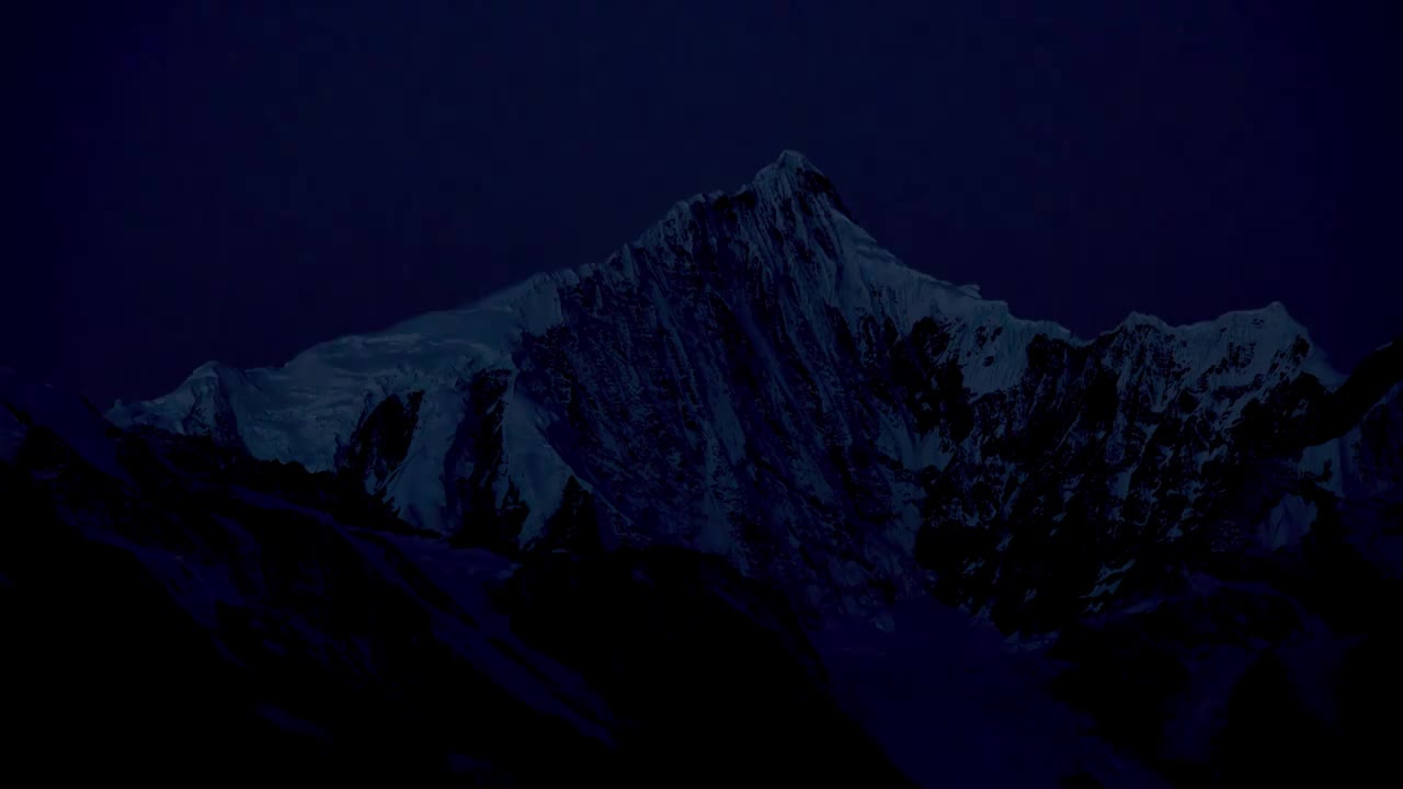 梅里雪山 主峰日照金山视频下载