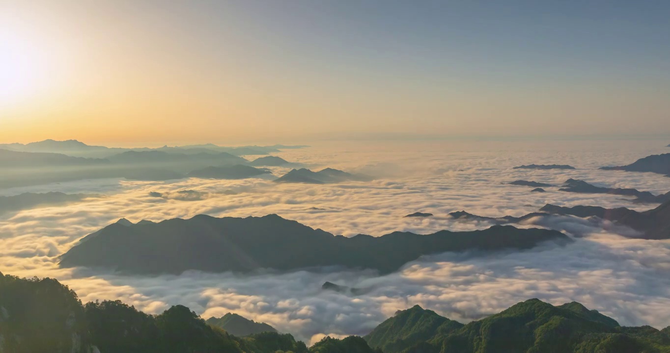 河南省洛阳市白云山旅游度假区日出云海延时摄影视频素材