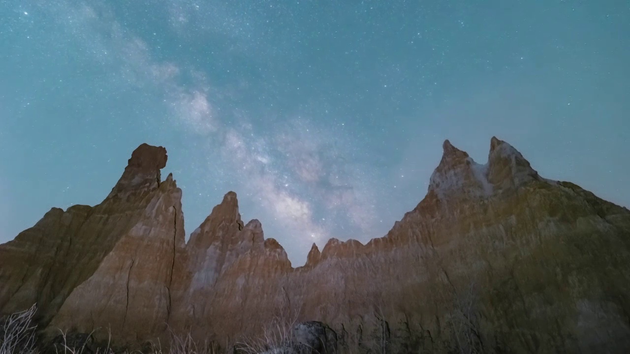 云南元谋土林银河星空视频下载