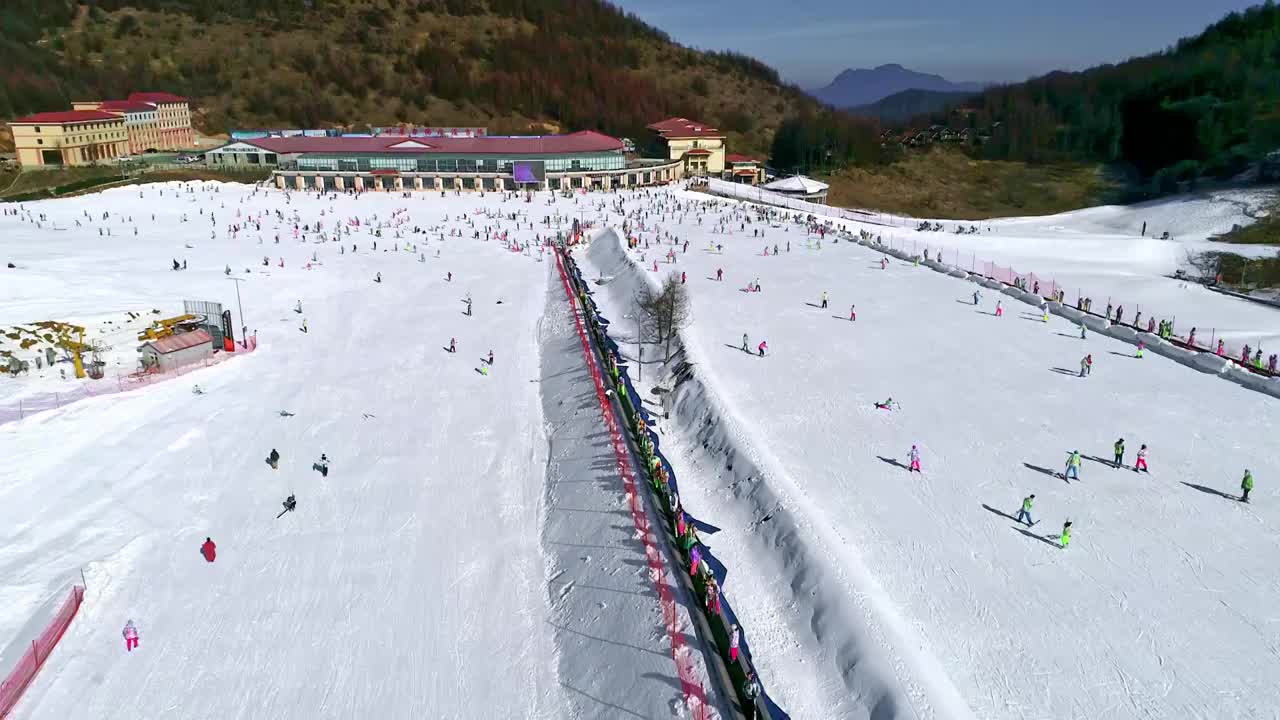 神农架滑雪场航拍视频素材