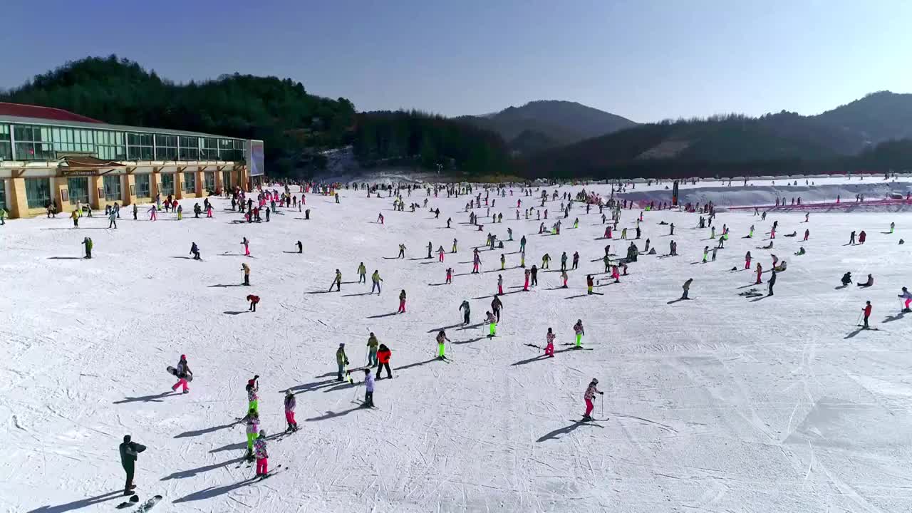 神农架滑雪场航拍视频素材