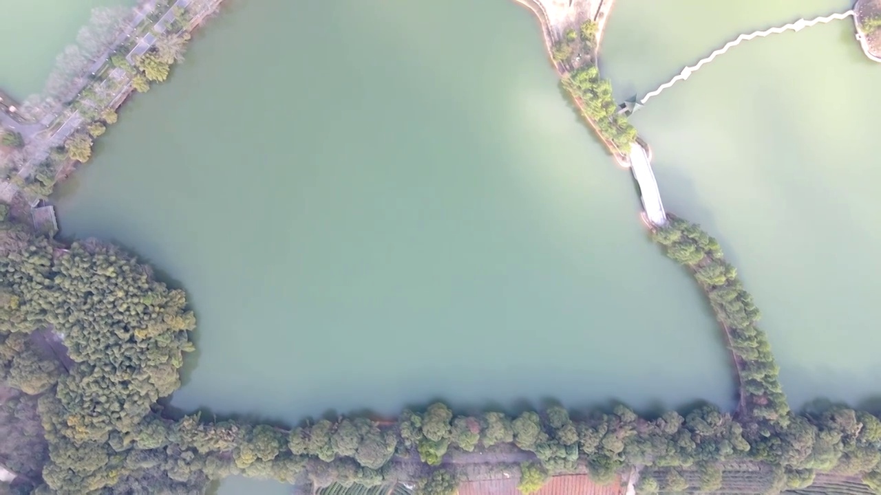 航拍江西省南昌市南昌县凤凰沟风景区视频素材