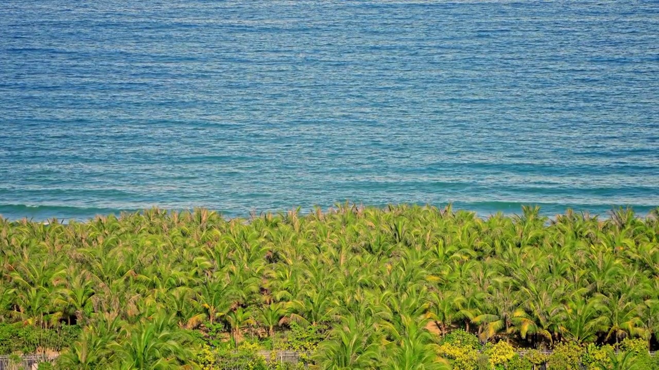 海南三亚海岸线视频素材