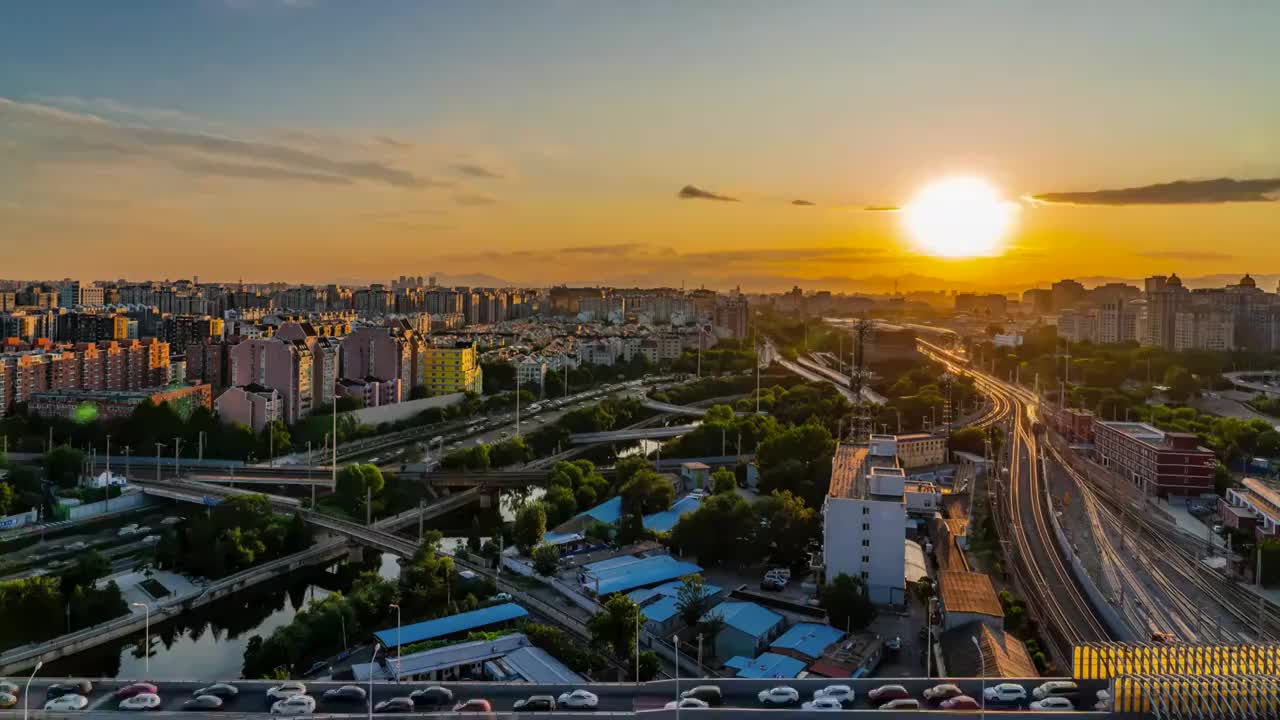 中国北京北京站火车站日落广角延时视频素材