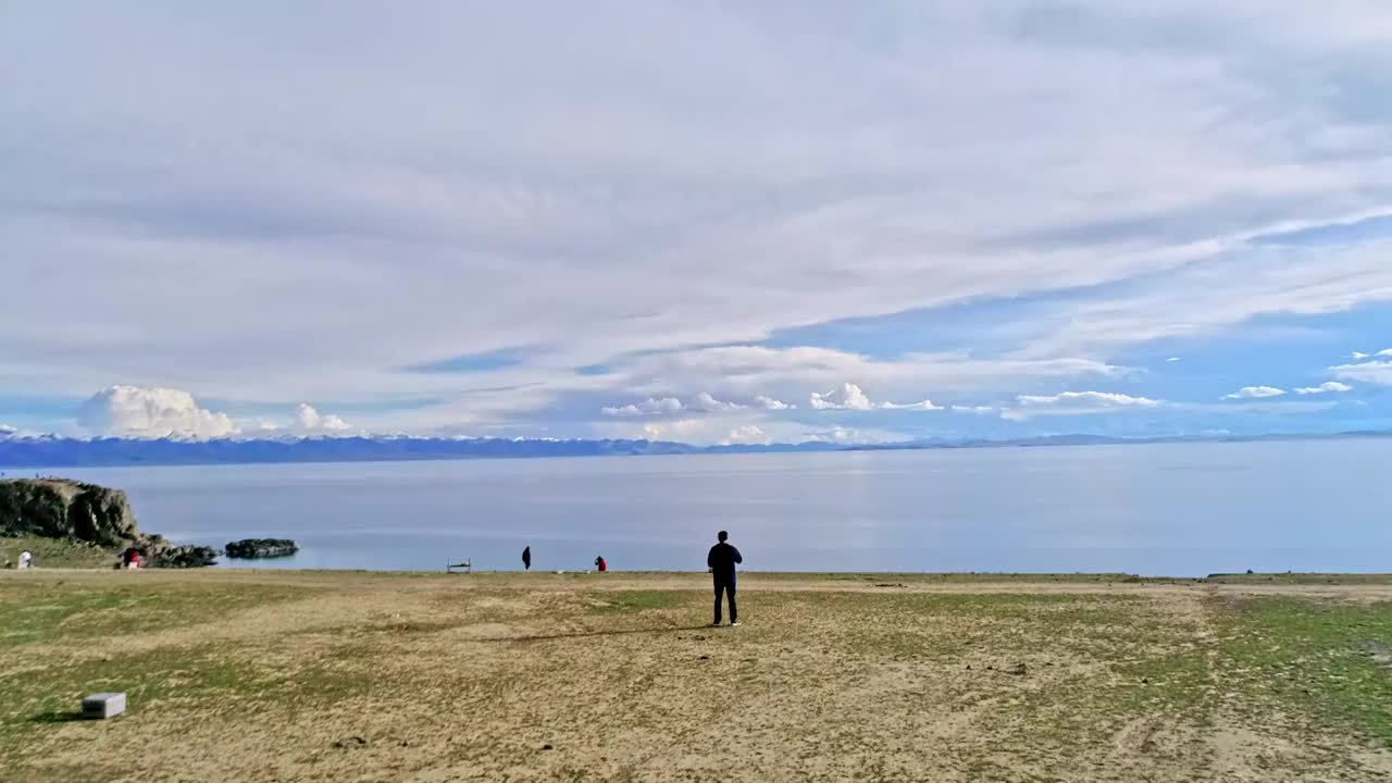 西藏纳木措圣象天门航拍视频素材