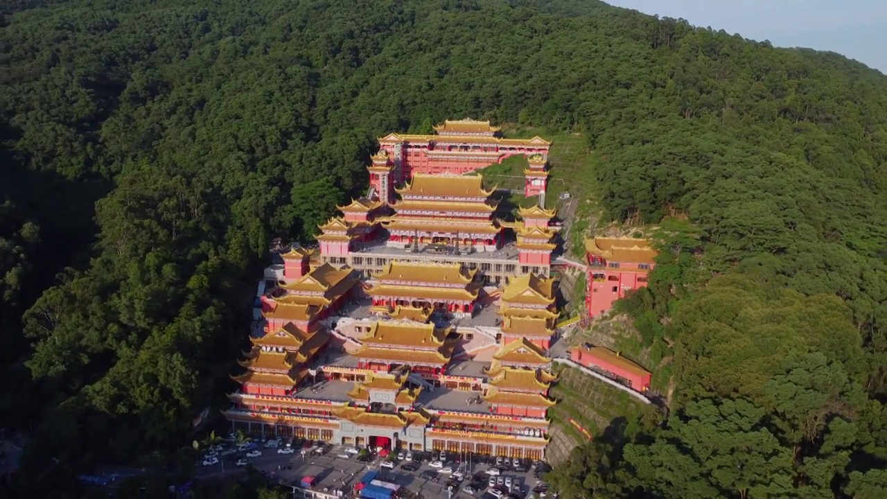 中国东莞大岭山观音寺航拍视频素材