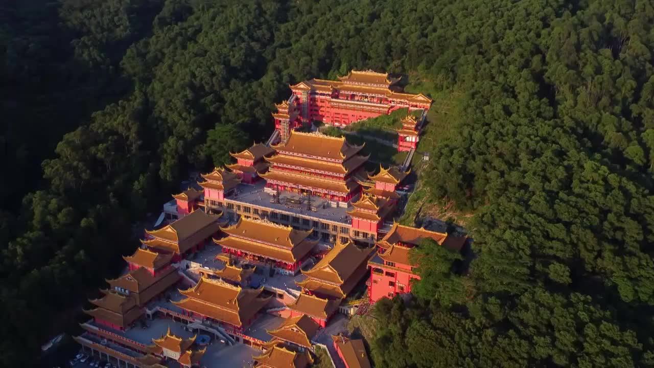 中国东莞大岭山观音寺航拍视频素材