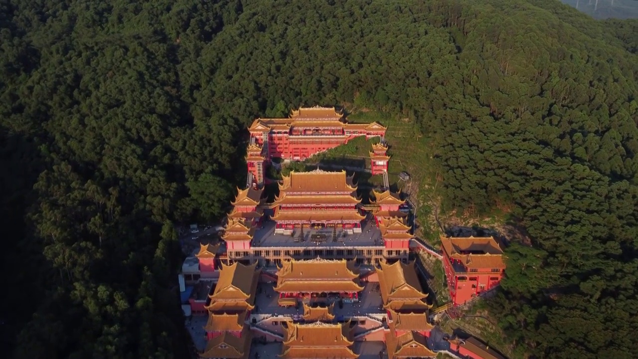 中国东莞大岭山观音寺航拍视频素材