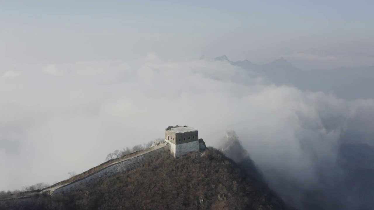 北京箭扣长城冬季雪景云海视频素材