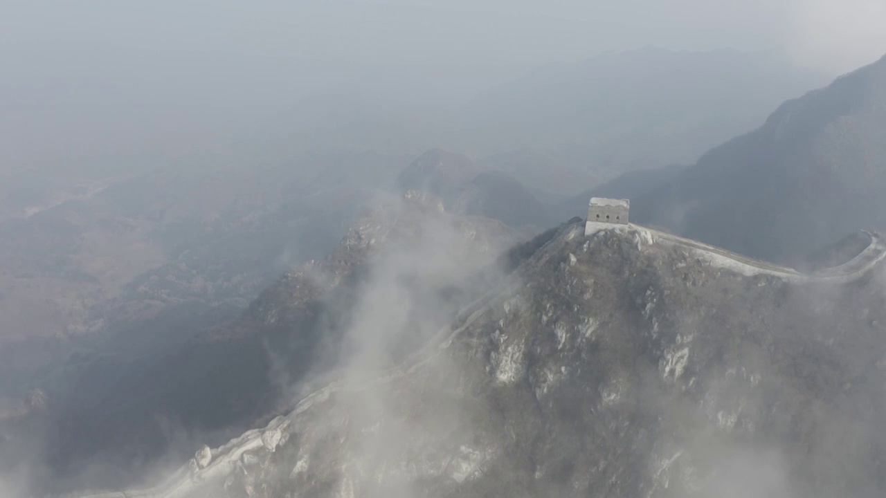 箭扣长城冬季云海震撼景观视频素材