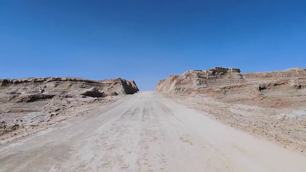 青海茫崖火星公路视频素材