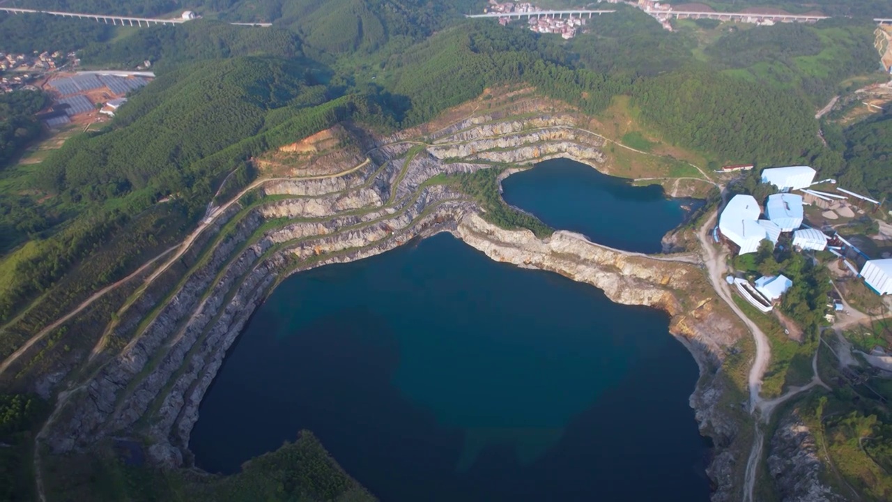 广州油麻山天坑视频素材