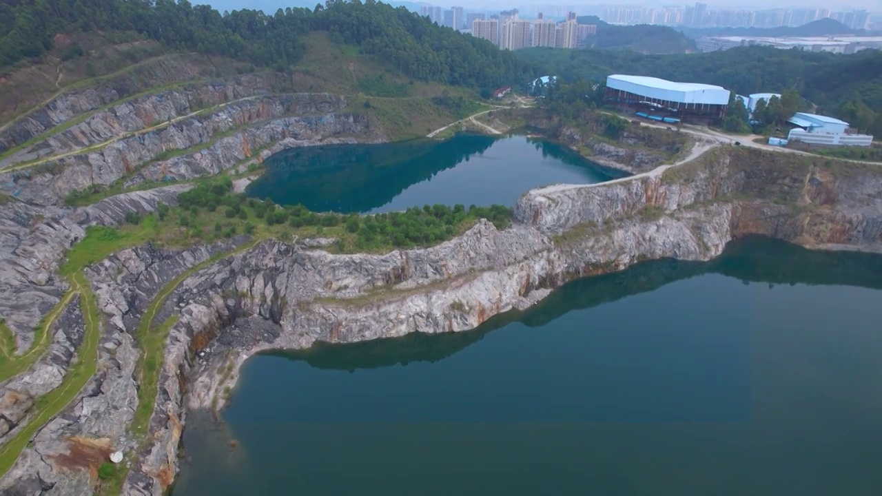 广州油麻山天坑视频素材