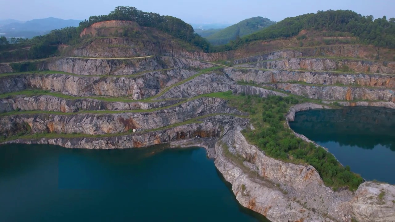 广州油麻山天坑视频素材