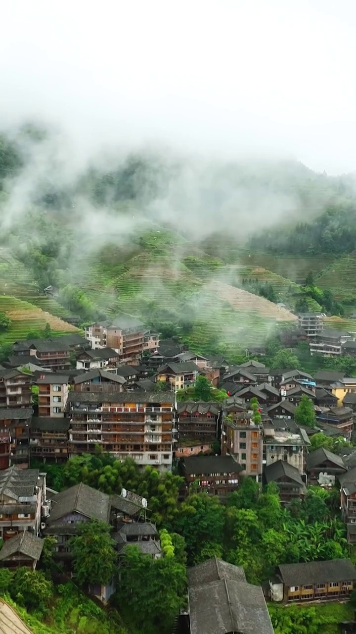 竖屏航拍桂林龙脊梯田水田风光视频素材