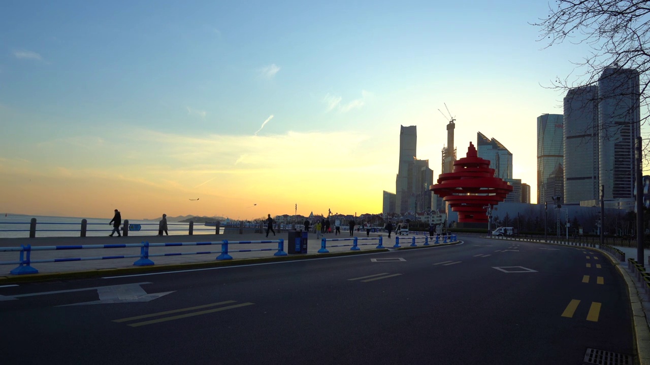 青岛浮山湾畔现代建筑街景视频素材