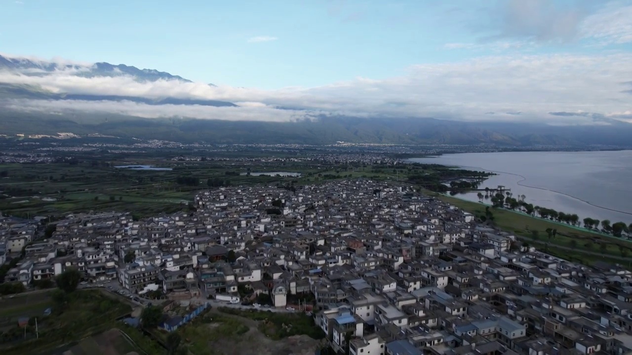 云南大理洱海田园乡村风光航拍视频素材