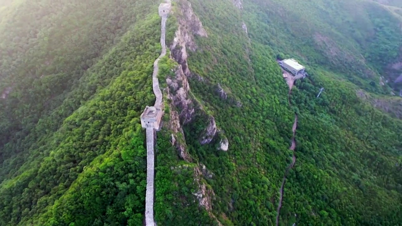 航拍北京密云司马台长城日出云雾视频素材