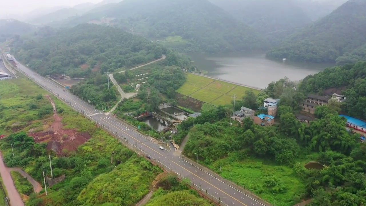 重庆九龙坡白市驿公路水库视频素材